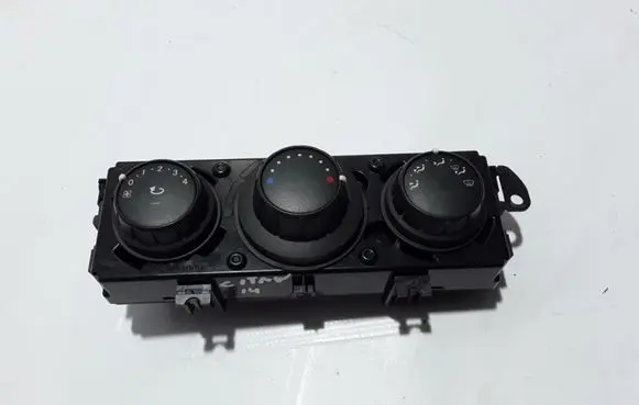 Mercedes-Benz Citan W415 Air conditioner control unit module 275701386R