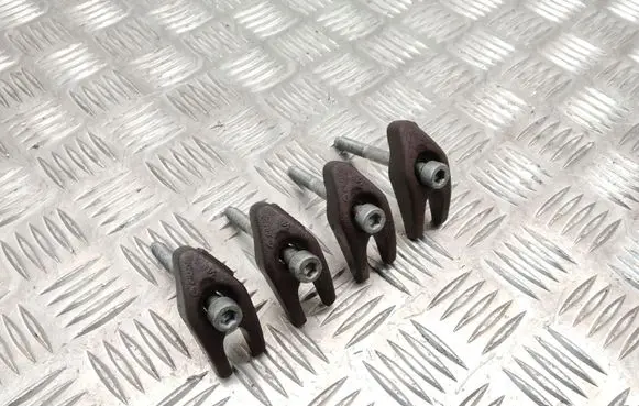 Ford Galaxy Fuel Injector clamp holder 