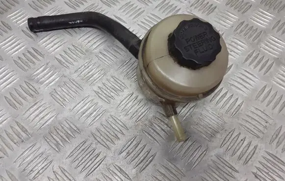 KIA Carens II Power steering fluid tank/reservoir