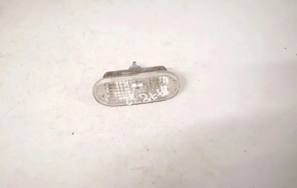 Volkswagen Lupo Front fender indicator light 1j5949117a