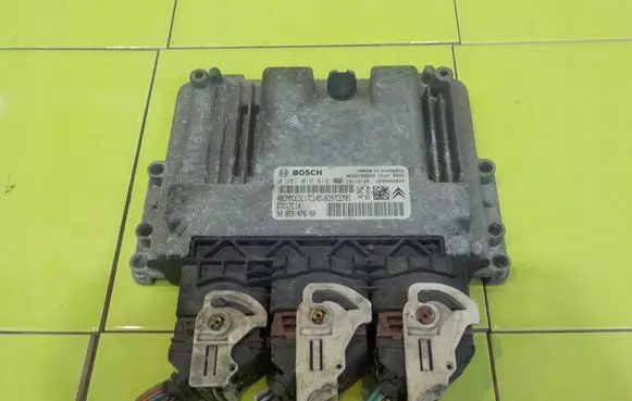 Citroen Jumpy Engine control unit/module 9605947680