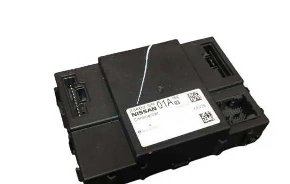 Nissan Qashqai Central body control module 15AN0UA 5WK50367 284B2BR01A