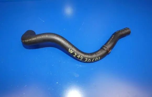 Mercedes-Benz CLS C219 Engine coolant pipe/hose A2118327794