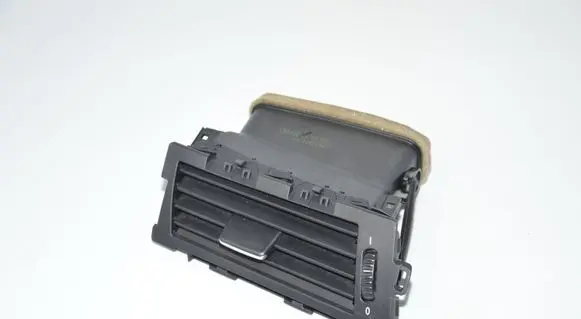 BMW 5 E60 E61 Dashboard side air vent grill/cover trim 6910731