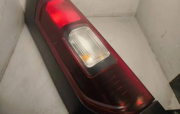 Renault Trafic III (X82) Rear/tail lights 93450970 93450967