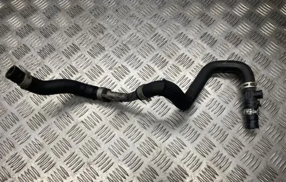 Mercedes-Benz X-class W470 Coolant pipe/hose 