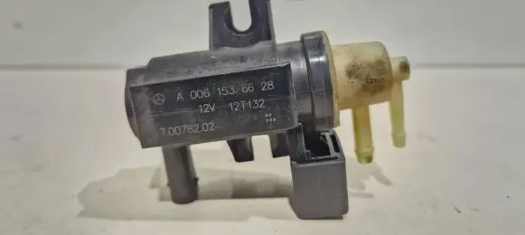 Mercedes-Benz A W169 Turbo solenoid valve A0061536628