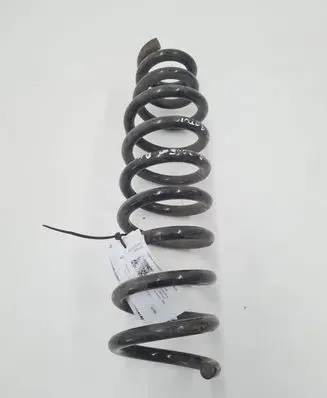 Volkswagen Touareg I Front coil spring 7L6411105M