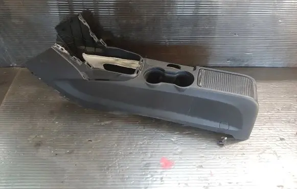Opel Mokka Center console AVF45423