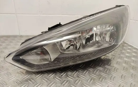 Ford Focus Headlight/headlamp F1EB13W030SD