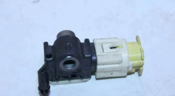 Alfa Romeo Giulietta Airbag deployment crash/impact sensor 50509587