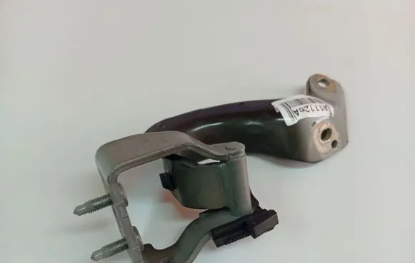 Audi A6 S6 C6 4F Tailgate/trunk/boot hinge 