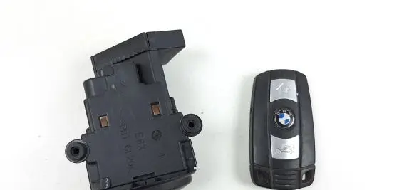 BMW 5 E60 E61 Ignition lock 6954722 M4882