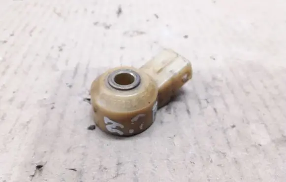 Peugeot 407 Detonation knock sensor 2576032A