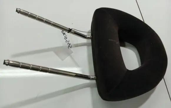 Volkswagen Bora Front seat headrest 