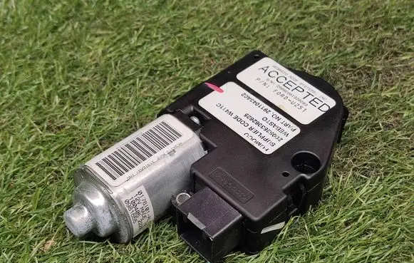 Ford Explorer Sunroof motor/actuator 0178101AL 2911043A02