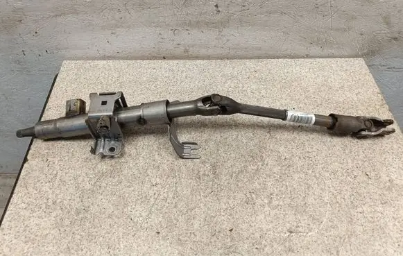 Steering wheel axle set
