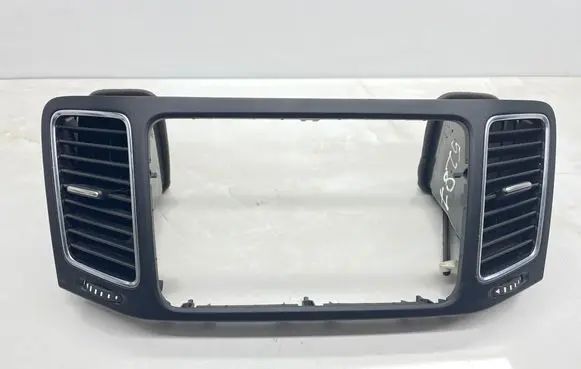 Seat Alhambra (Mk2) Dash center air vent grill 7N0858069D 80G0780 7N0858069