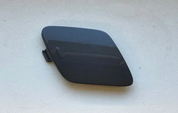 Volvo XC60 Front tow hook cap/cover 32234960