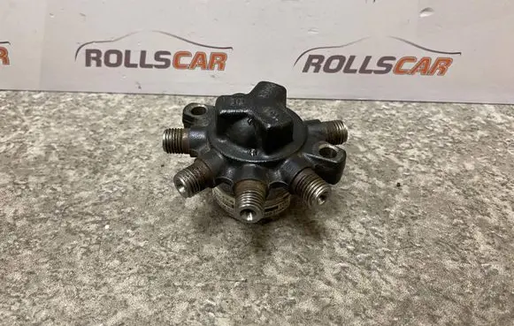 Ford Focus Fuel main line pipe R9144Z020B