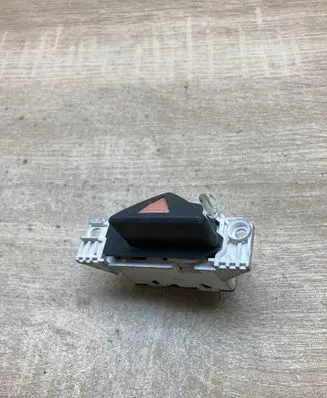 Ford Focus Hazard light switch 2M5T13A350BB