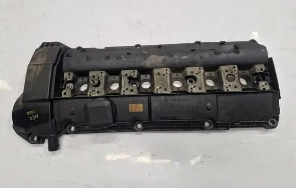 Rocker cam cover