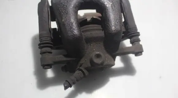 BMW 1 E81 E87 Front brake caliper
