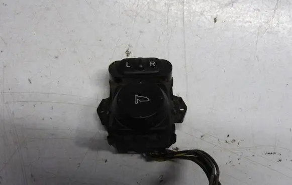 Honda Civic Wing mirror switch SMG-E010 NH167L2077T