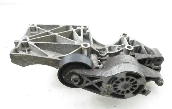 Skoda Octavia Mk2 (1Z) Generator/alternator bracket 03G903315D 038903143AF
