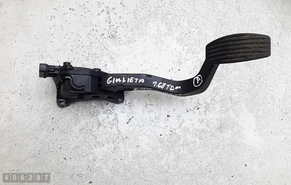 Alfa Romeo Giulietta Accelerator throttle pedal 505212680