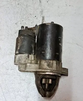 Mercedes-Benz E W212 Starter motor 0051513901