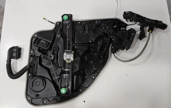 Mercedes-Benz GLC X253 C253 Front door window regulator with motor A2139060502 A0997602100 A2220064099