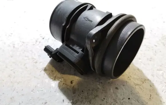 Renault Laguna III Mass air flow meter 5WK97007 8200358901