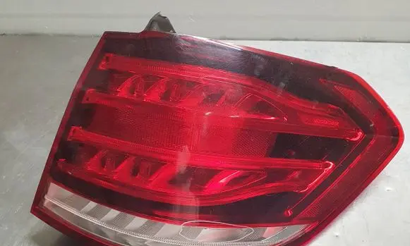 Mercedes-Benz E W212 Rear/tail lights A2129061803