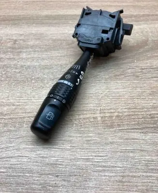 Mitsubishi Pajero Wiper control stalk