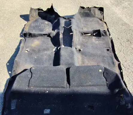 Toyota Hilux (AN10, AN20, AN30) Interior carpet 33CT3904