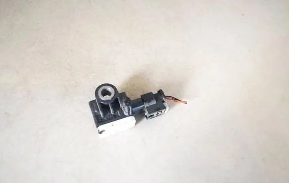 Mercedes-Benz B W246 W242 Airbag deployment crash/impact sensor a1668210151 56054085aa