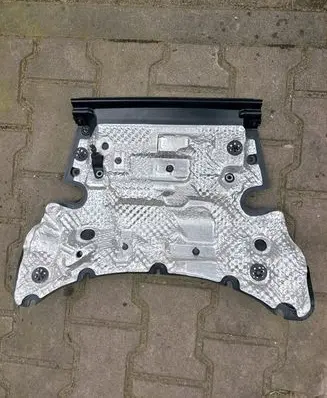 Porsche Cayenne (92A) Engine splash shield/under tray 7P5819523B