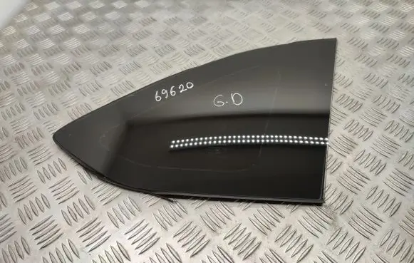 Honda FR-V Rear side window 43R00122