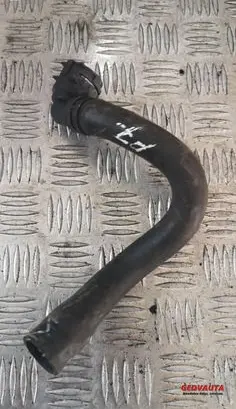 Volkswagen PASSAT B7 Engine coolant pipe/hose
