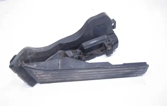 Volkswagen PASSAT B7 Accelerator throttle pedal 1K1721503AT