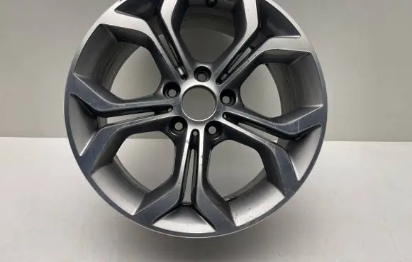 BMW X3 F25 R18 alloy rim 6862889