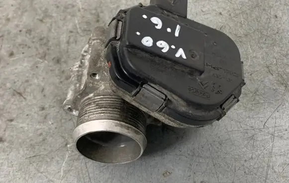 Volvo V60 Throttle valve 28275019