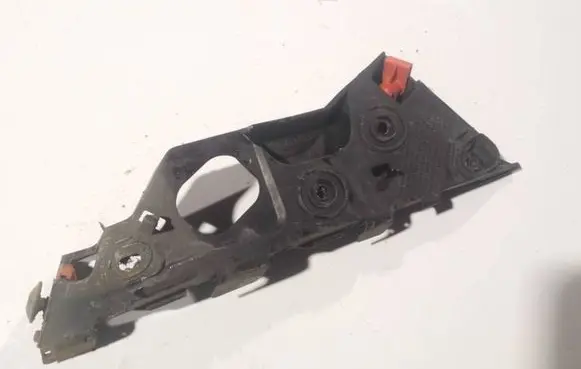 Opel Corsa D Front bumper mounting bracket 13179964 476498858