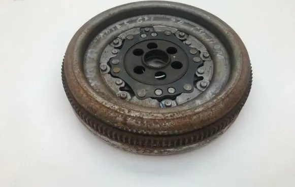 Skoda Superb B6 (3T) Dual mass flywheel 06J105266S
