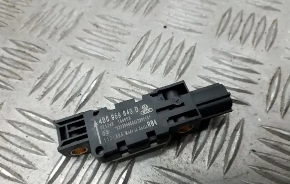 Audi A3 S3 A3 Sportback 8P Airbag deployment crash/impact sensor 4B0959643D