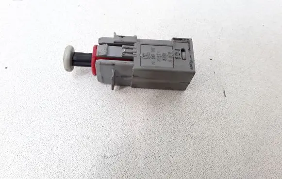 Clutch pedal sensor