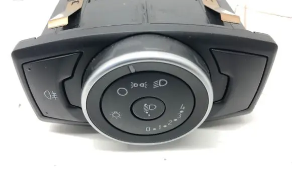Ford Focus Other switches/knobs/shifts F1ET13A024GA