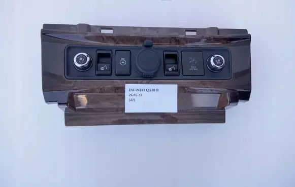 Infiniti QX80 Climate control/heater control trim 682461LA0A
