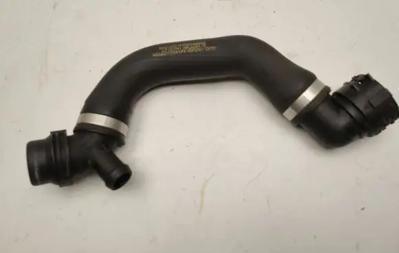 Mercedes-Benz E W213 Engine coolant pipe/hose A2135014100